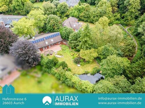 Luftbild - Großzügiges Anwesen mit 328 m² Wohnfläche, Einliegerwohnung und parkähnlichem Grundstück in Aurich-Egels