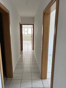 Flur.jpg - 3 Zimmer Etagenwohnung in Aßlar