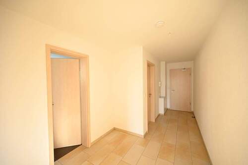 Großzügige Diele - 