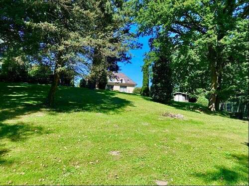 Gartenansicht auf Haus - 