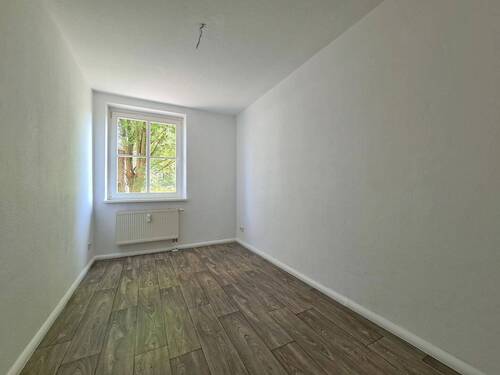 Zimmer 1 - 