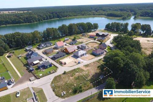 Blick aus der Luft - Grundstück zum Kaufen in Rheinsberg