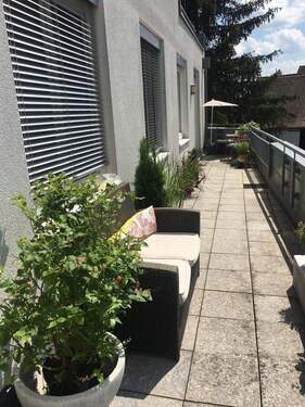 Bild 2 - 4 Zimmer Etagenwohnung zur Miete in Nürnberg