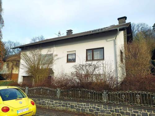 Vorderansicht - Einfamilienhaus mit großem Garten in Ober-Widdersheim gesucht?