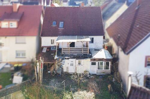Rückseite mit Garten - 
