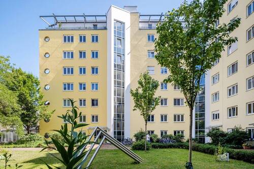Bild 2 - 2 Zimmer Etagenwohnung zum Kaufen in Berlin