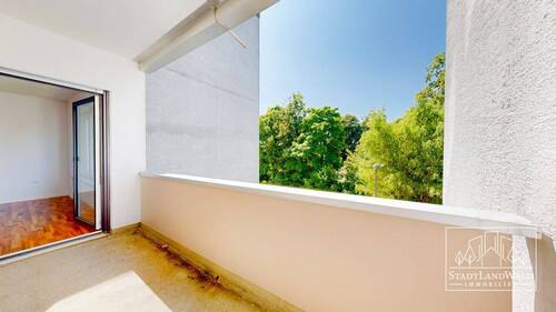 Balkon mit Blick ins Grüne - Etagenwohnung mit 71,00 m² in Pirmasens zum Kaufen