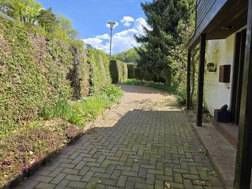 Einfahrt - 4 Zimmer Einfamilienhaus in Brensbach / Wallbach
