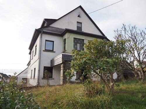 Seitenansicht - 7 Zimmer Einfamilienhaus zum Kaufen in Marienrachdorf