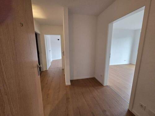 Bitte treten Sie ein! - 