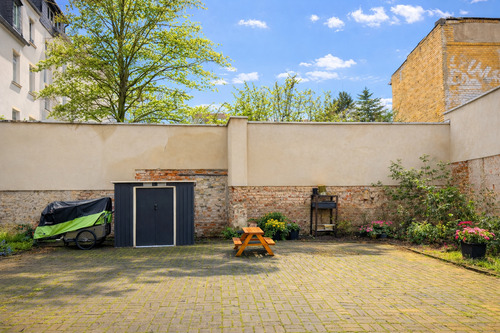 Innenhof mit Sondernutzungsrecht - 4 Zimmer Terrassenwohnung zum Kaufen in Leipzig