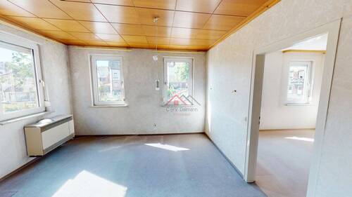Wohnzimmer - 2 Zimmer Etagenwohnung zum Kaufen in Tuttlingen