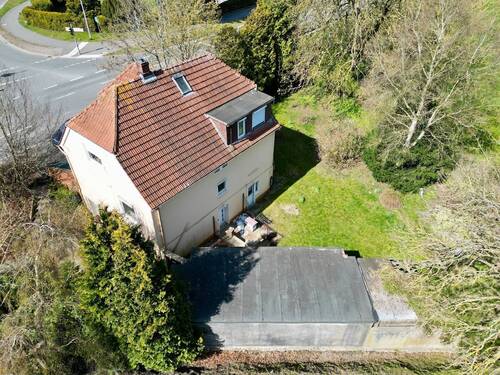 Luftbild Haus mit Garten - 