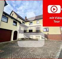 Zweifamilienhaus mit Scheune und Nebengebäude - Forchheim Reuth