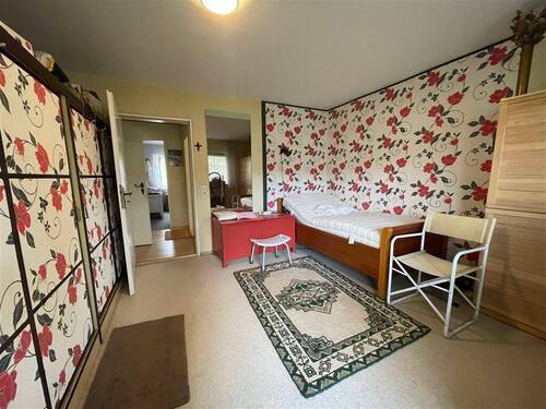 Zimmer 2 (Weitwinkelaufnahme) - 