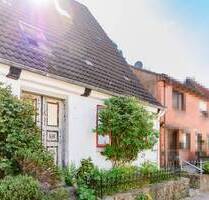 Flensburger Juwel für Visonäre - Denkmalgeschütztes Kapitänshaus mit Hinterhaus in der St. Jürgen Straße