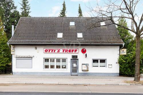 Straßenansicht - Gastro mit Wohnung - Was ist Ihr Konzept ?