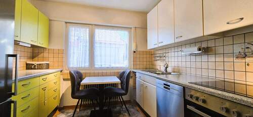 EG Küche - 1 Zimmer Mehrfamilienhaus, Wohnhaus zum Kaufen in Lörrach / Tumringen