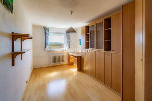 Helles Kinderzimmer - 