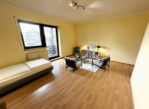 Wohnraum - Möbilierungsbeispiel - 1 Zimmer Etagenwohnung in Hemhofen