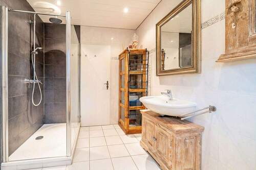 Bad Einliegerwohnung - 