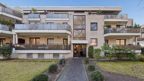Fontansicht - Vermietete 2-Zimmer-Wohnung mit Balkon, Terrasse und TG-Stellplatz in Toplage Marienthal