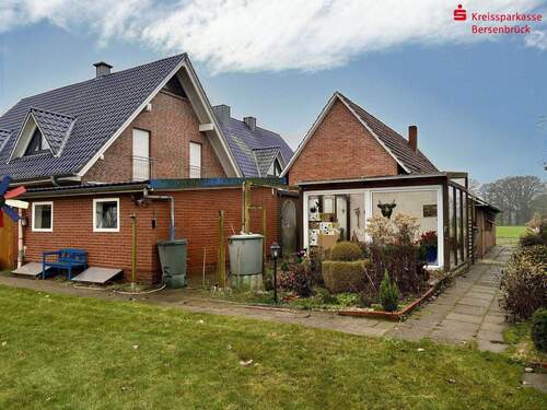 Ost-Ansicht Anbau, Garagen, Kaltwintergarten - 