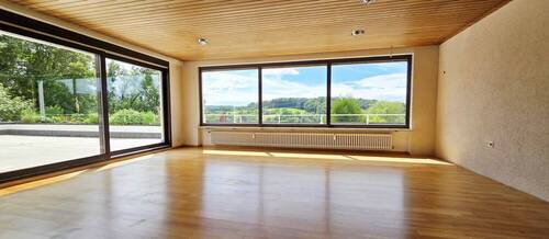 Wohnzimmer - 4 Zimmer Terrassenwohnung zum Kaufen in Rheinfelden/ Eichsel