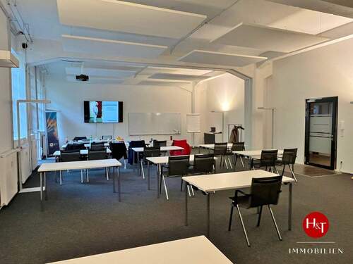 Büroloft mieten Bremen Tabakquartier - Hechler & Twachtmann Immobilien GmbH - Seminarraum mit Industriecharme