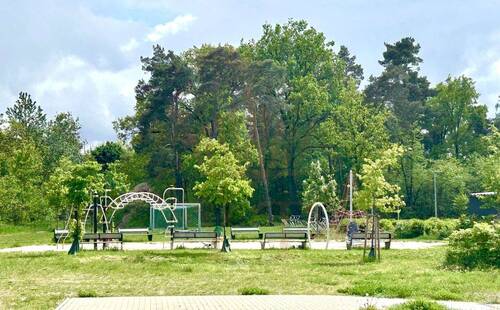 Spielplatz am Haus 2 - 
