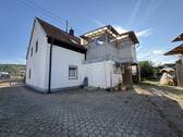 Bild 2 - 8 Zimmer Mehrfamilienhaus, Wohnhaus zum Kaufen in Kelheim