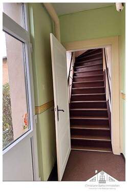 Nebeneingang + Zugang OG - 