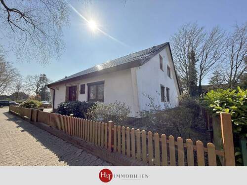 Verkauf Haus Stuhr-Moordeich Hechler & Twachtmann Immobilien GmbH - Familientraum mit Einliegerwohnung in Stuhr-Moordeich