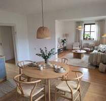 Charmante 2-Zi Wohnung im 1. OG mit Tageslichtbad und Stellplatz - Eschenlohe