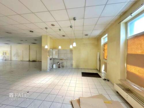 Ladenlokal - Büro mit 135,00 m&sup2; in Aachen zur Miete