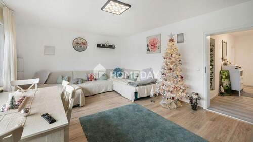 Wohnzimmer 2 - Großzügige, lichtdurchflutete Wohnung mit durchdachtem Wohnkonzept