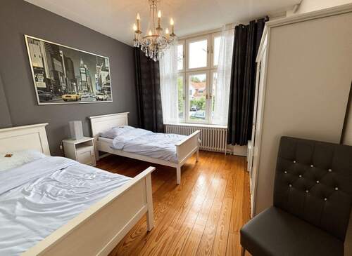 Schlafzimmer EG - 
