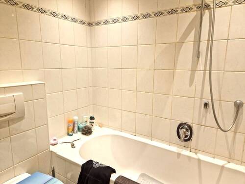 Badezimmer Wohnung 2 - 
