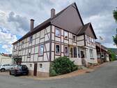 Hausansicht - Zweifamilienhaus in ruhiger Lage und naturnah