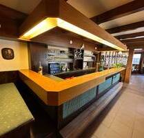 NEUER PREIS-Mehrfamilienhaus mit großem Gewerbeteil - Weiskirchen