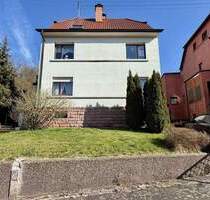 Freistehendes Einfamilienhaus mit großem Garten und viel Potenzial in Ottweiler!