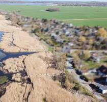 Einfamilienhaus in Polchow auf Rügen - Wohnen auf 3 Ebenen in erster Wasserlage am Bodden - Glowe