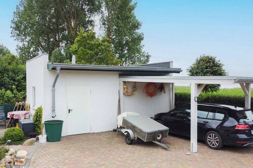 Garage und Carport - 