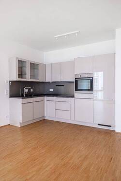 Bild 2 - 3 Zimmer Etagenwohnung zum Kaufen in Berlin