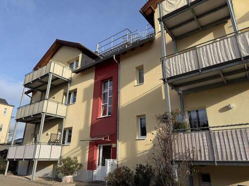 Ansicht Parkplatz - 1 Zimmer Etagenwohnung zum Kaufen in Gotha