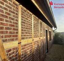 Fachwerkhaus mit großem Nebengebäude - Berge