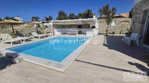 Pool - 3 Zimmer Mehrfamilienhaus, Wohnhaus zum Kaufen in ????????