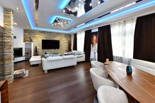 Wohn-/Essbereich - 6 Zimmer Etagenwohnung zum Kaufen in Zell im Wiesental