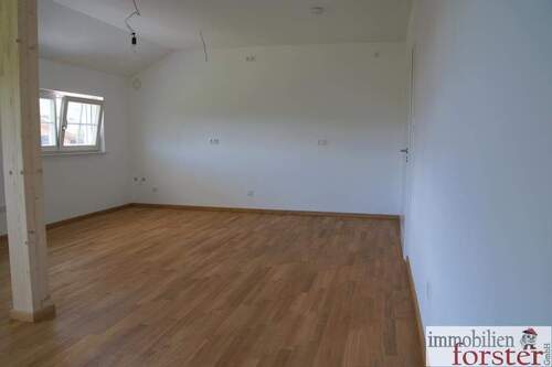 Wohn-/Esszimmer - Etagenwohnung in Peißenberg zur Miete