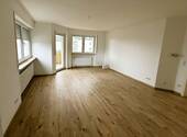 Wohnzimmer 2 - Etagenwohnung mit 84,00 m&sup2; in Neuwied zur Miete